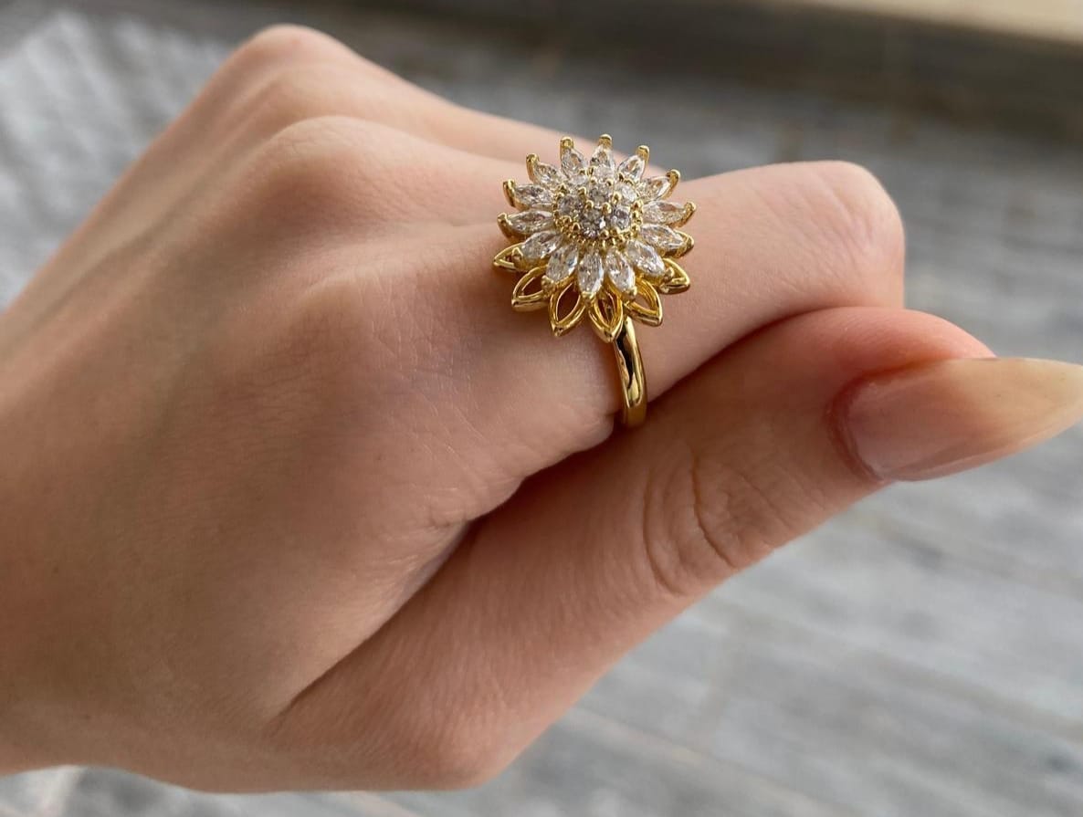 Altın Papatya Anksiyete Yüzük (Ayarlanabilir)
